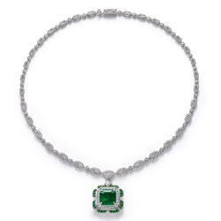 Elegant Style Vogue Emerald Green Feng Shui Art Necklace Online for Sale